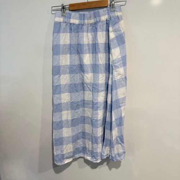 Madewell Linen-Blend Side-Button Midi Skirt in Gingham Check - Picture 6 of 12